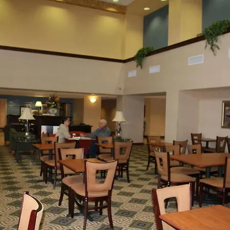 Hampton Inn & Suites Natchez 
